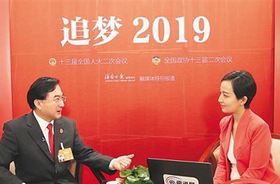 【視頻】兩會E訪談 | 海南省高院院長陳鳳超：將在?？谌齺喬剿鹘⒅R產(chǎn)權(quán)法庭