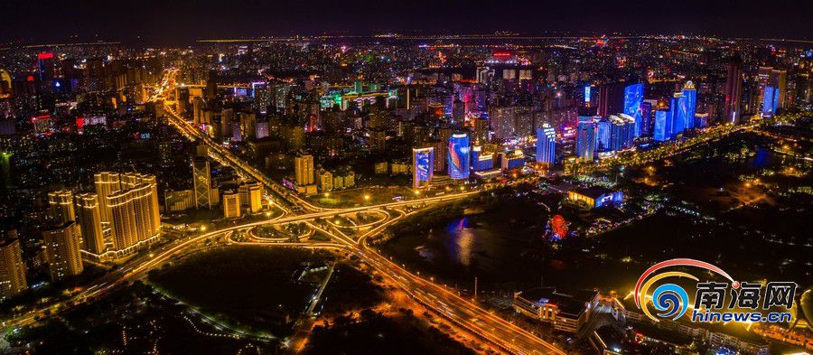 海口夜色璀璨。南海網(wǎng)記者 劉洋攝.jpg