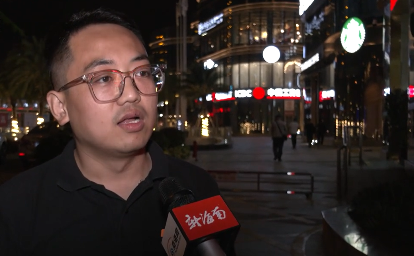 捎話上兩會(huì)｜2022年海南兩會(huì)即將召開(kāi) 來(lái)聽(tīng)聽(tīng)三亞市民對(duì)社會(huì)發(fā)展有哪些新期待