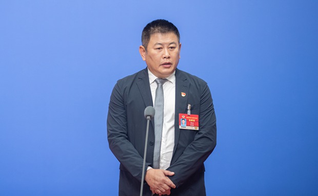 委員通道 |海南省政協(xié)委員谷山：瓊中女足展現(xiàn)體教融合發(fā)展優(yōu)勢(shì) 未來(lái)中甲賽主場(chǎng)將設(shè)在這里