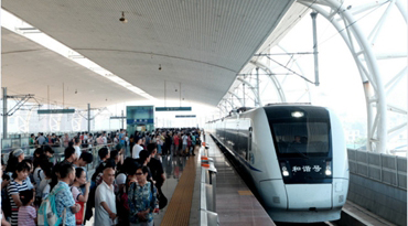 全國首例！動車地鐵旅客實現(xiàn)同臺交互換乘