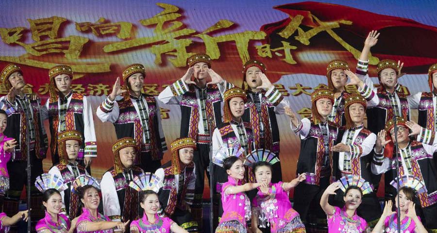 組圖 | “唱響新時代”全民大合唱活動在?？谂e行